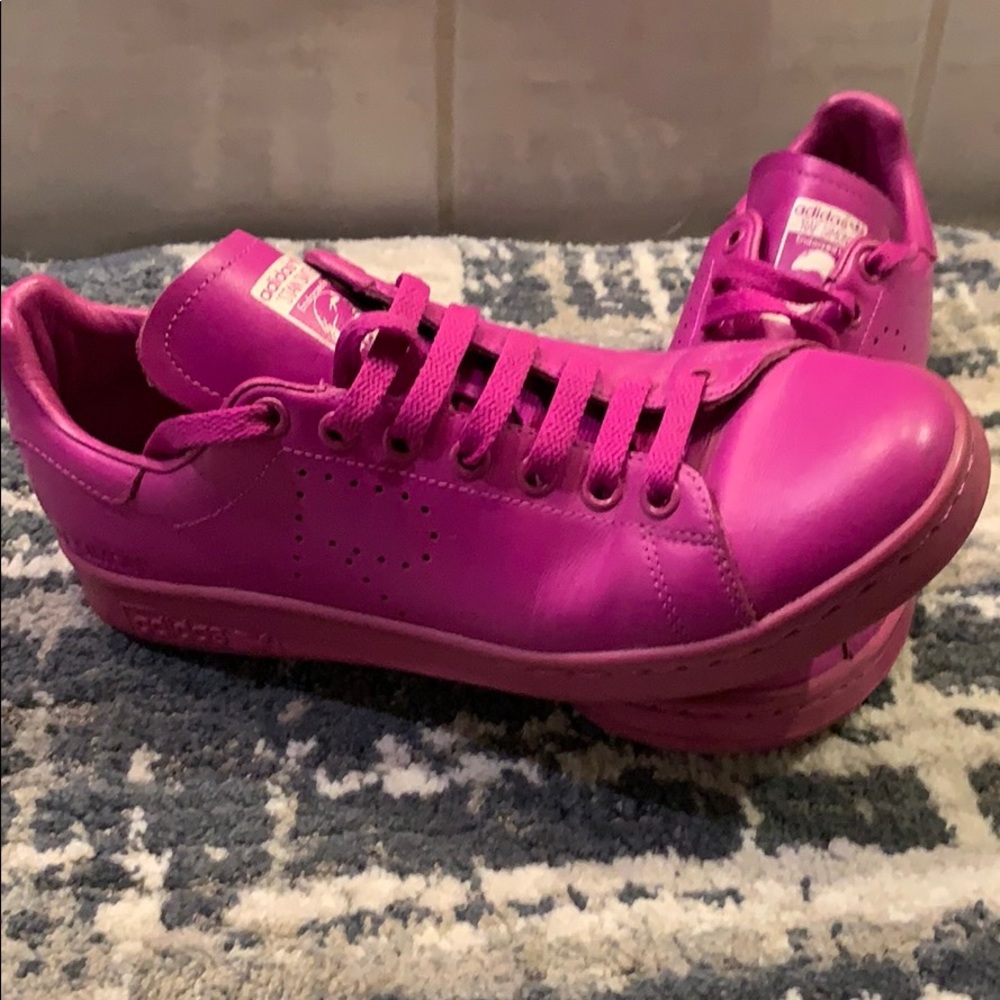 RAF Simmons adidas Stan smith yeezy Prada givenchy